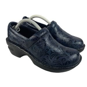 BOC Womens SZ 6M Born Concept Navy Blue Black Floral Embossed Clogs Shoes C45788